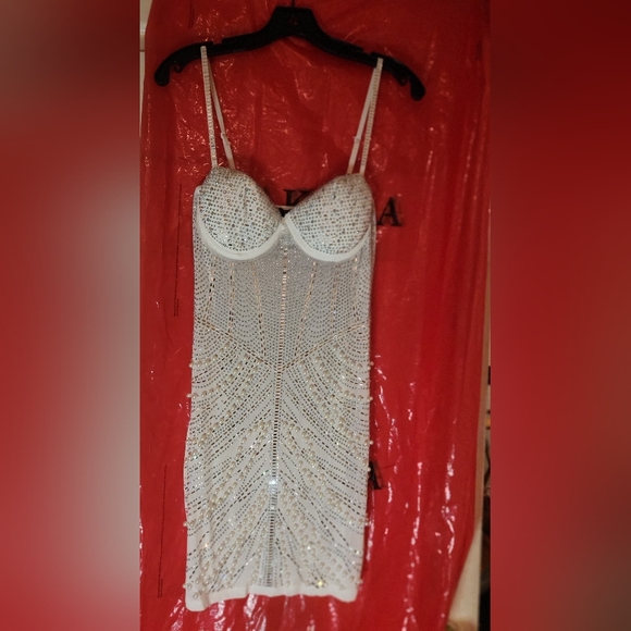 Women's Size Large ... Cocktail Dress - Picture 3 of 3